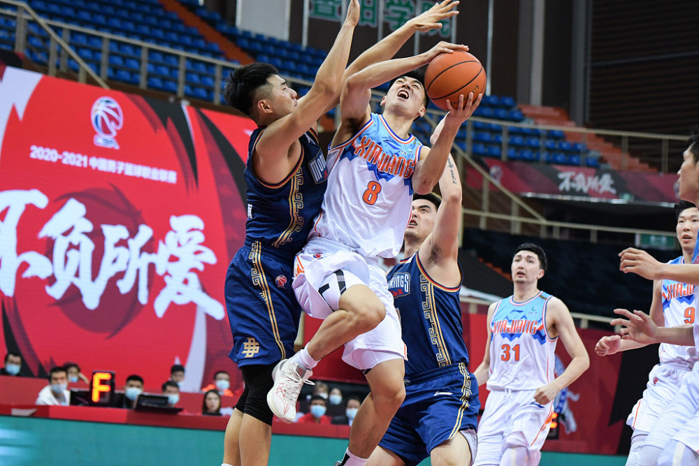 江苏男篮客场告捷，压倒性胜利