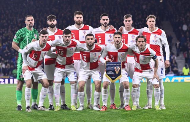 法国逆转克罗地亚，晋级欧国联四弪的简单介绍