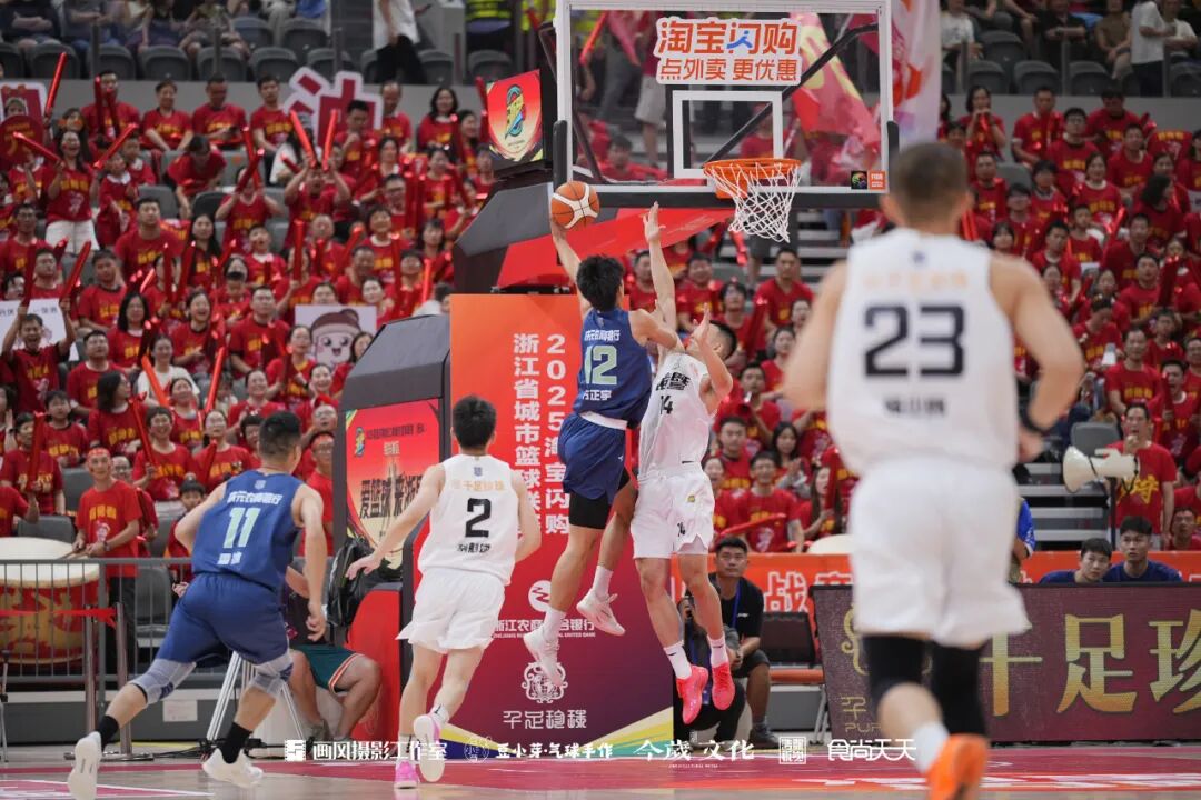 中国职业篮球联赛:球员们誓言要取得最终胜利 中国职业篮球联赛:球员们誓言要取得最终胜利