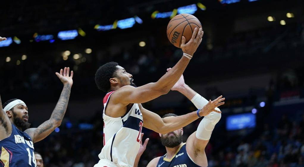 篮网队主场告捷，稳坐东部榜首