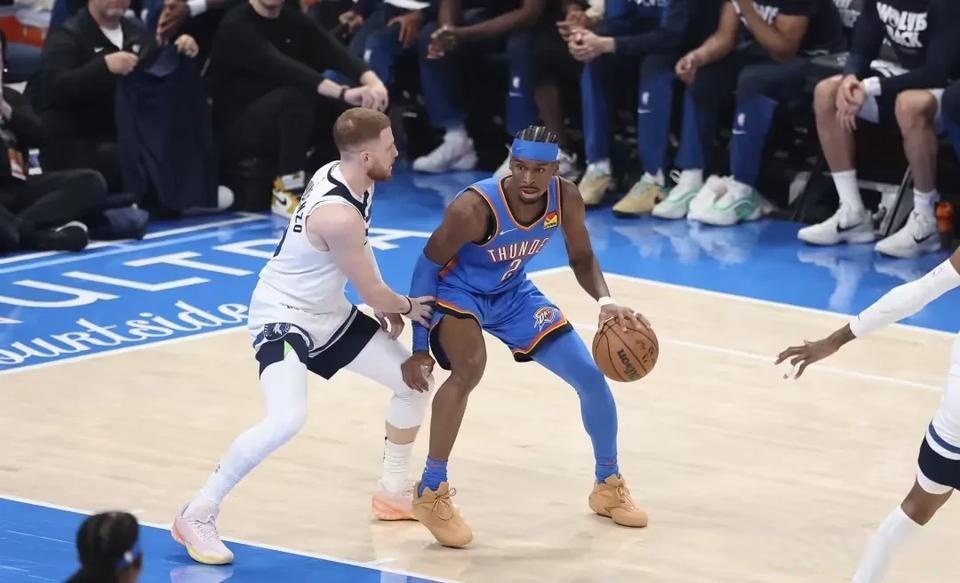 森林狼惊险胜魔术，终结连败