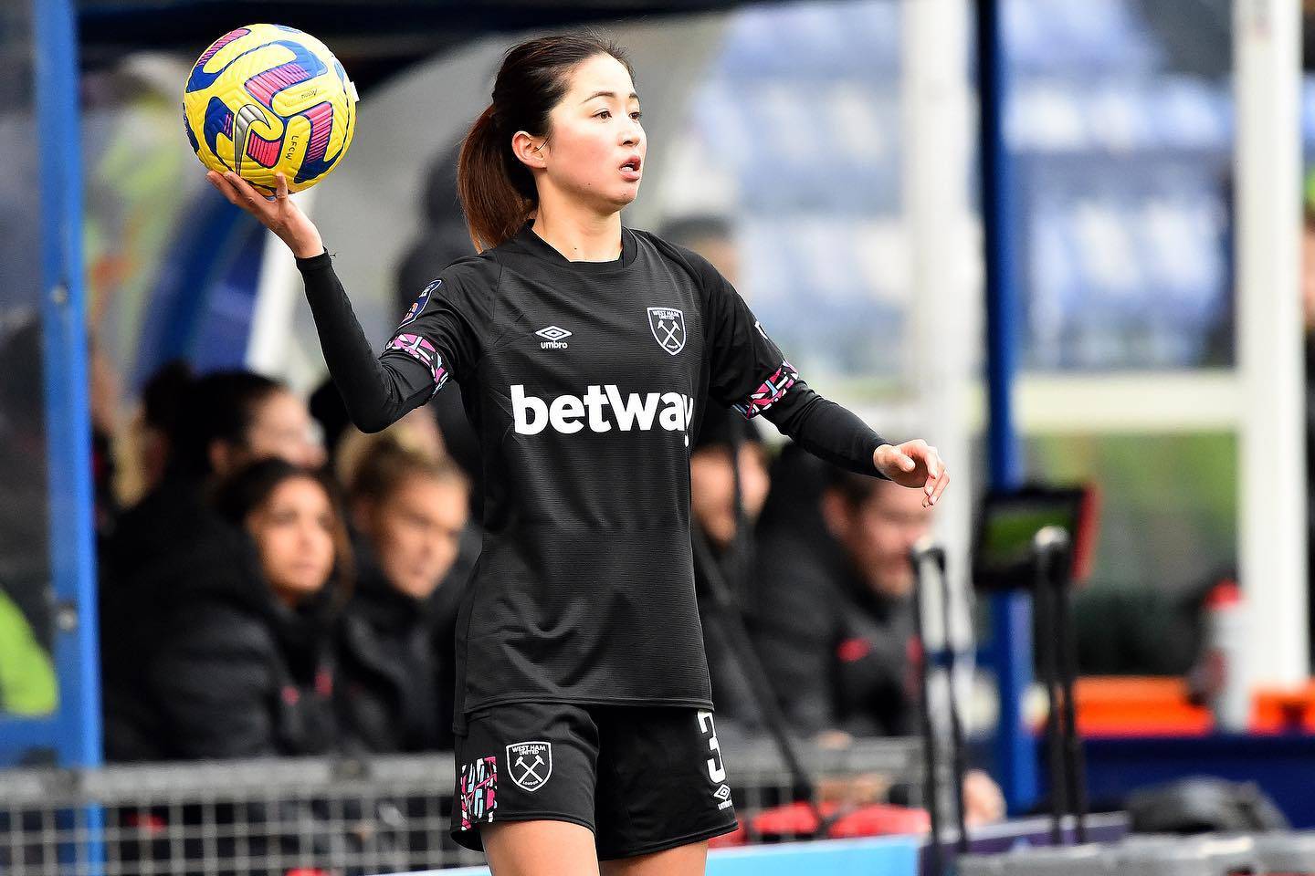 日本女足表现出色赢得胜利 日本女足表现出色赢得胜利