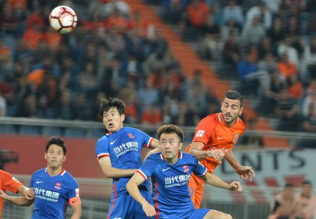 关于重庆力帆球员表现抢眼,或冲击亚冠冠军的信息 关于重庆力帆球员表现抢眼,或冲击亚冠冠军的信息