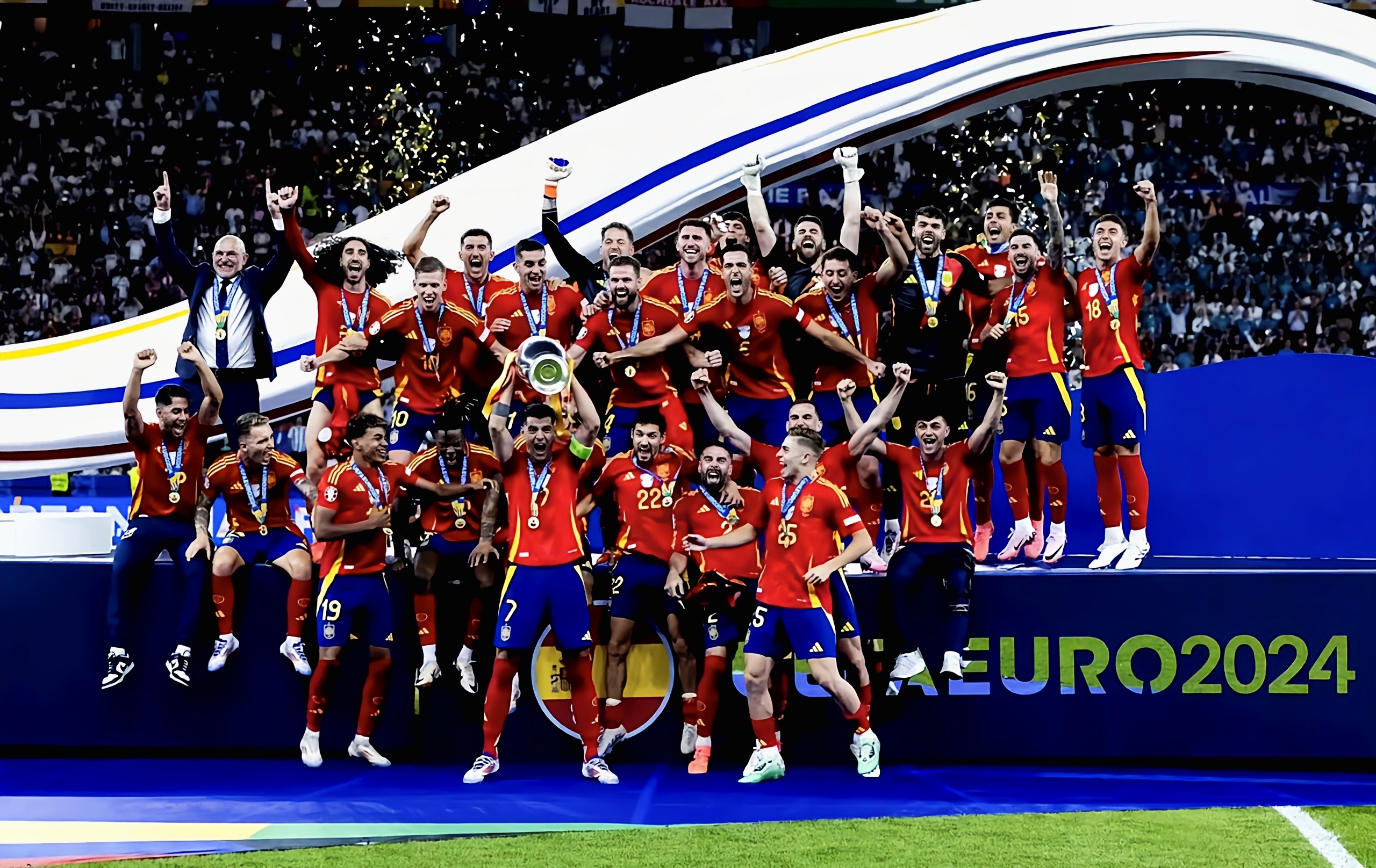 关于西班牙足球联赛球队突发集体感染新冠病毒的信息