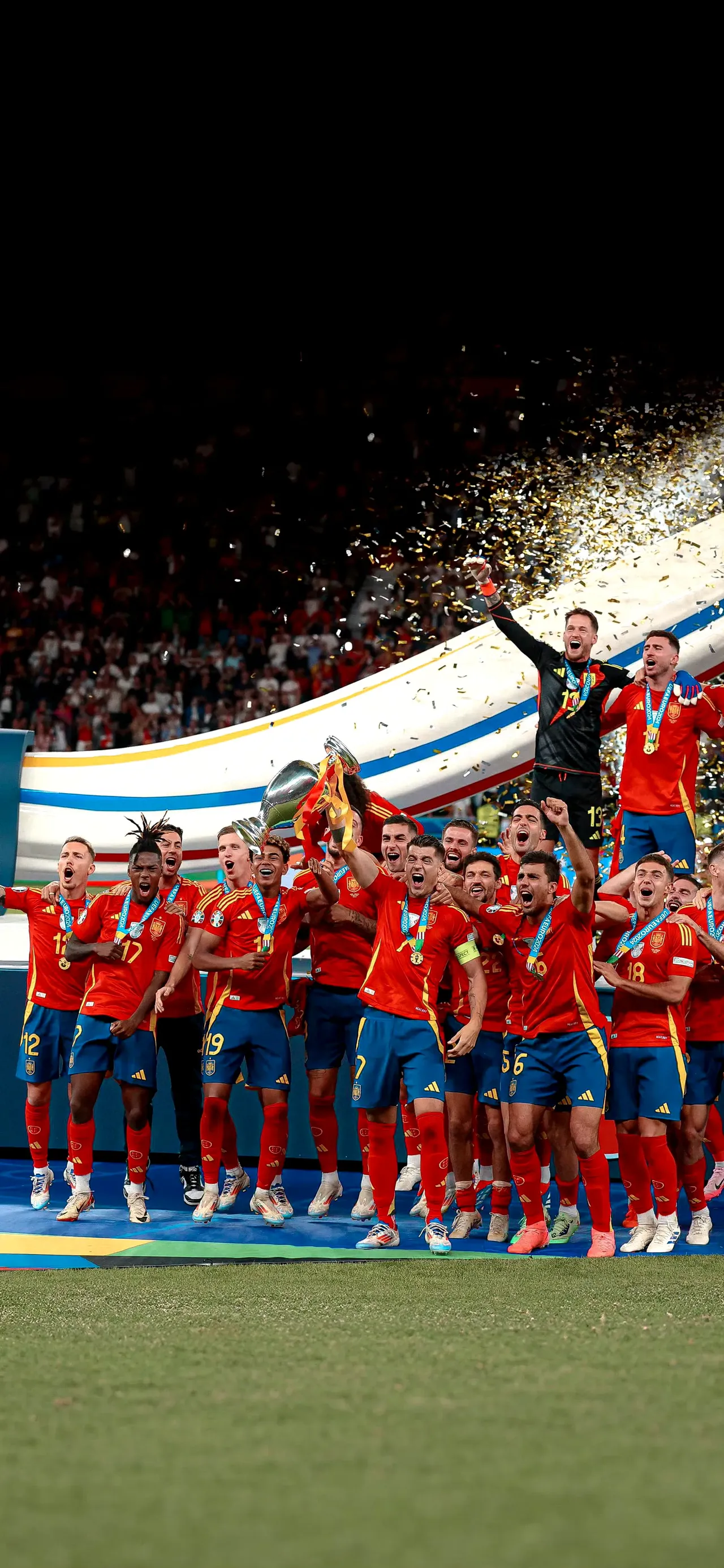 关于西班牙足球联赛球队突发集体感染新冠病毒的信息