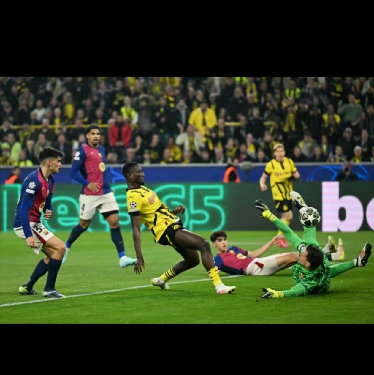 包含马竞逆袭晋级,欧冠八强浴火重生的词条 包含马竞逆袭晋级,欧冠八强浴火重生的词条